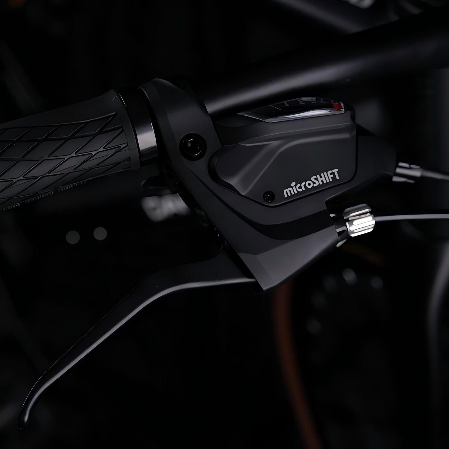 EUROBIKE DA600 Lightweight gravel road bike - 700Cx38C, L-TWOO 27 speed, Hydraulic disc brake