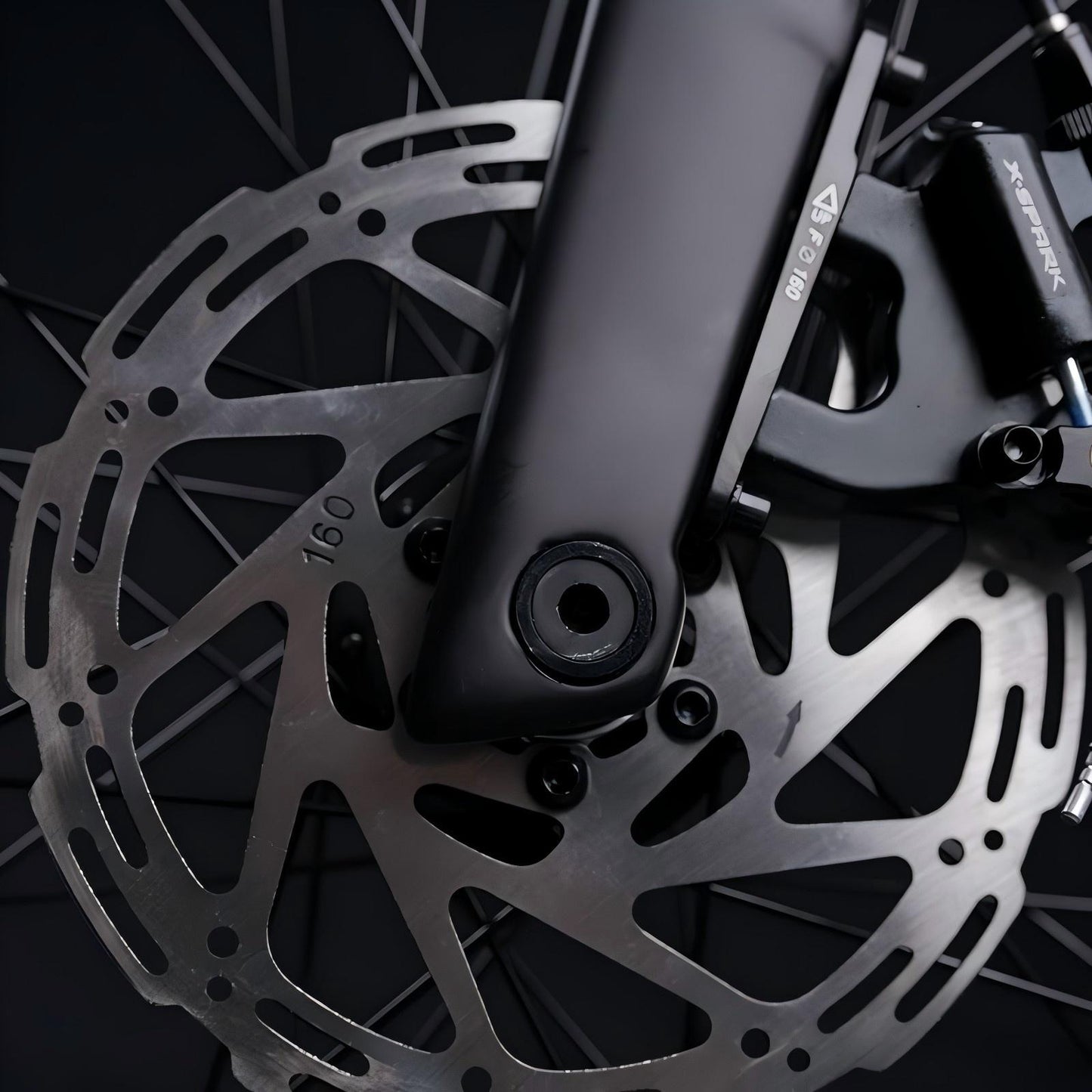 EUROBIKE DA600 Lightweight gravel road bike - 700Cx38C, L-TWOO 27 speed, Hydraulic disc brake