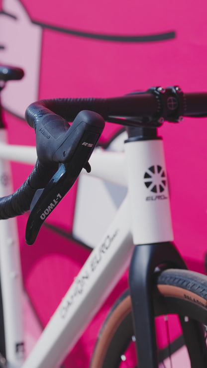 EUROBIKE DA600 Lightweight gravel road bike - 700Cx38C, L-TWOO 9 speed, Hydraulic disc brake